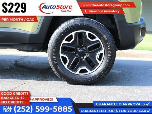 Used 2015 Jeep Renegade Trailhawk w/ Premium Leather Group AWD/4WD image 9