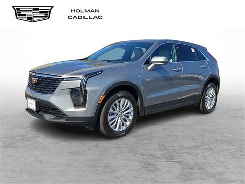 Certified 2024 Cadillac XT4 Luxury w/ LPO, Floor Liner Package image 1