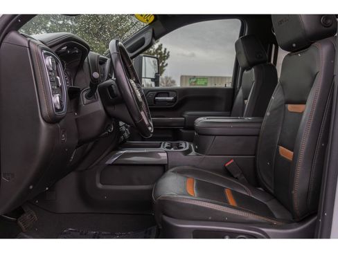 Used 2022 GMC Sierra 2500 AT4 w/ Gooseneck/5TH Wheel Package image 15