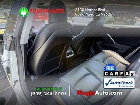 Used 2018 Tesla Model 3 Long Range RWD image 10