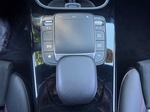 Used 2023 Mercedes-Benz CLA 250 4MATIC image 17
