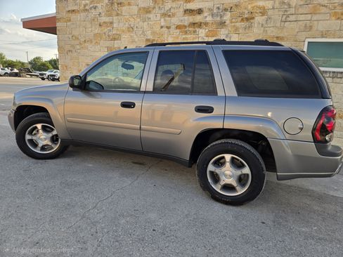 Used 2007 Chevrolet TrailBlazer LS w/ LS Preferred Equipment Group RWD image 3