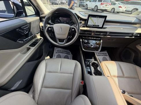 Certified 2022 Lincoln Corsair AWD w/ Equipment Group 101A image 13