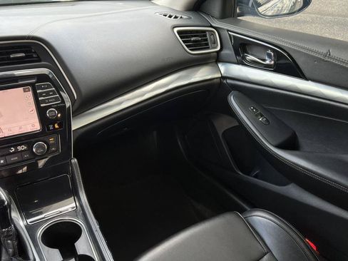 Used 2021 Nissan Maxima 3.5 SV w/ Floor Mat Group FWD image 38