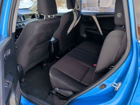 Used 2016 Toyota RAV4 LE image 14