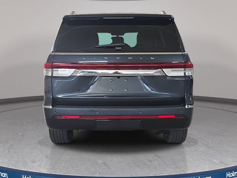 Used 2024 Lincoln Navigator Reserve AWD/4WD image 8
