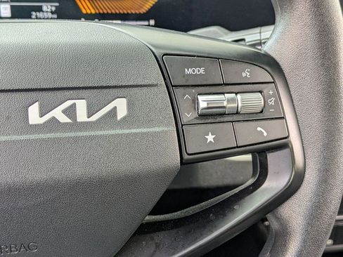Used 2025 Kia K4 LXS image 20
