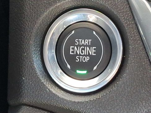 Used 2024 Buick Encore GX Avenir w/ Avenir Convenience Package AWD/4WD image 24
