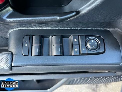 Used 2024 Toyota Tacoma SR5 AWD/4WD image 15