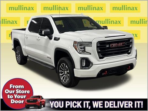 Used 2021 GMC Sierra 1500 AT4 image 2