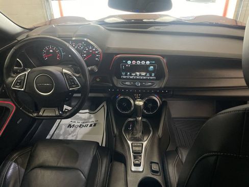 Used 2016 Chevrolet Camaro LT RWD image 14