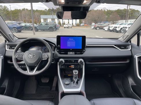 Used 2024 Toyota RAV4 Limited w/ Advanced Technology Package image 8