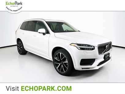 Used 2022 Volvo XC90 T6 Momentum w/ Advanced Package