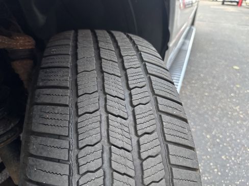 Used 2014 Ford F150 XLT w/ Equipment Group 301A Mid image 10