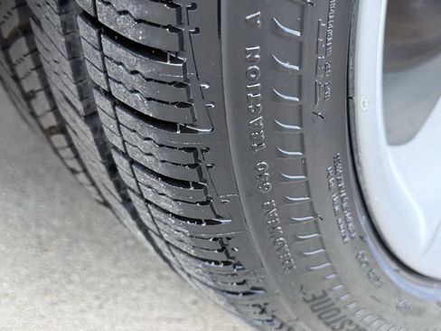 Used 2017 BMW 320i Sedan image 36