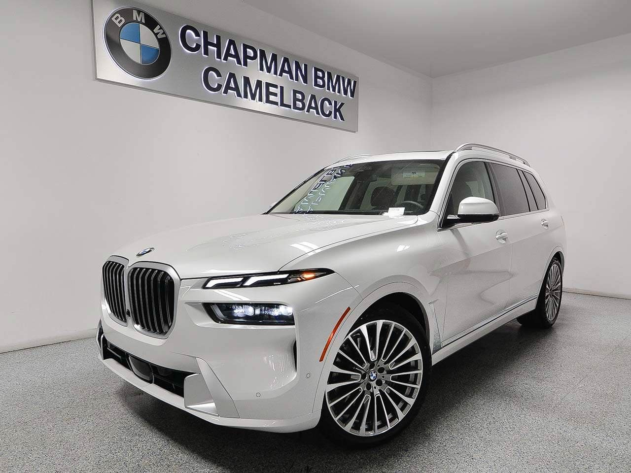 Used 2026 BMW X7 xDrive40i AWD/4WD image 1