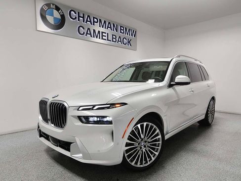 Used 2026 BMW X7 xDrive40i AWD/4WD image 1