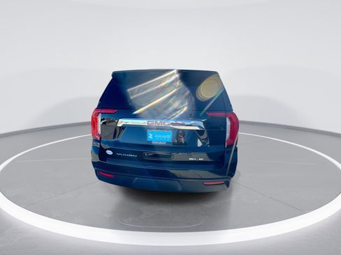 Used 2023 GMC Yukon XL SLE image 7