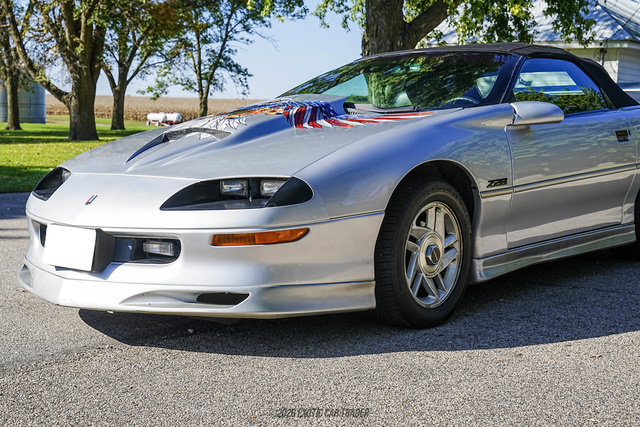 Used 1995 Chevrolet Camaro Z28 RWD image 62
