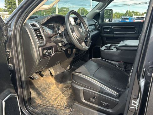 Used 2024 RAM 2500 Laramie AWD/4WD image 17