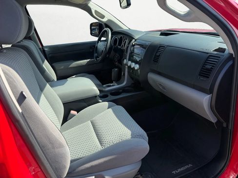 Used 2012 Toyota Tundra 4x4 Double Cab w/ TRD Off-Road Pkg image 19