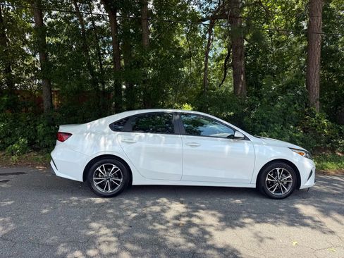 Used 2023 Kia Forte LXS FWD image 10