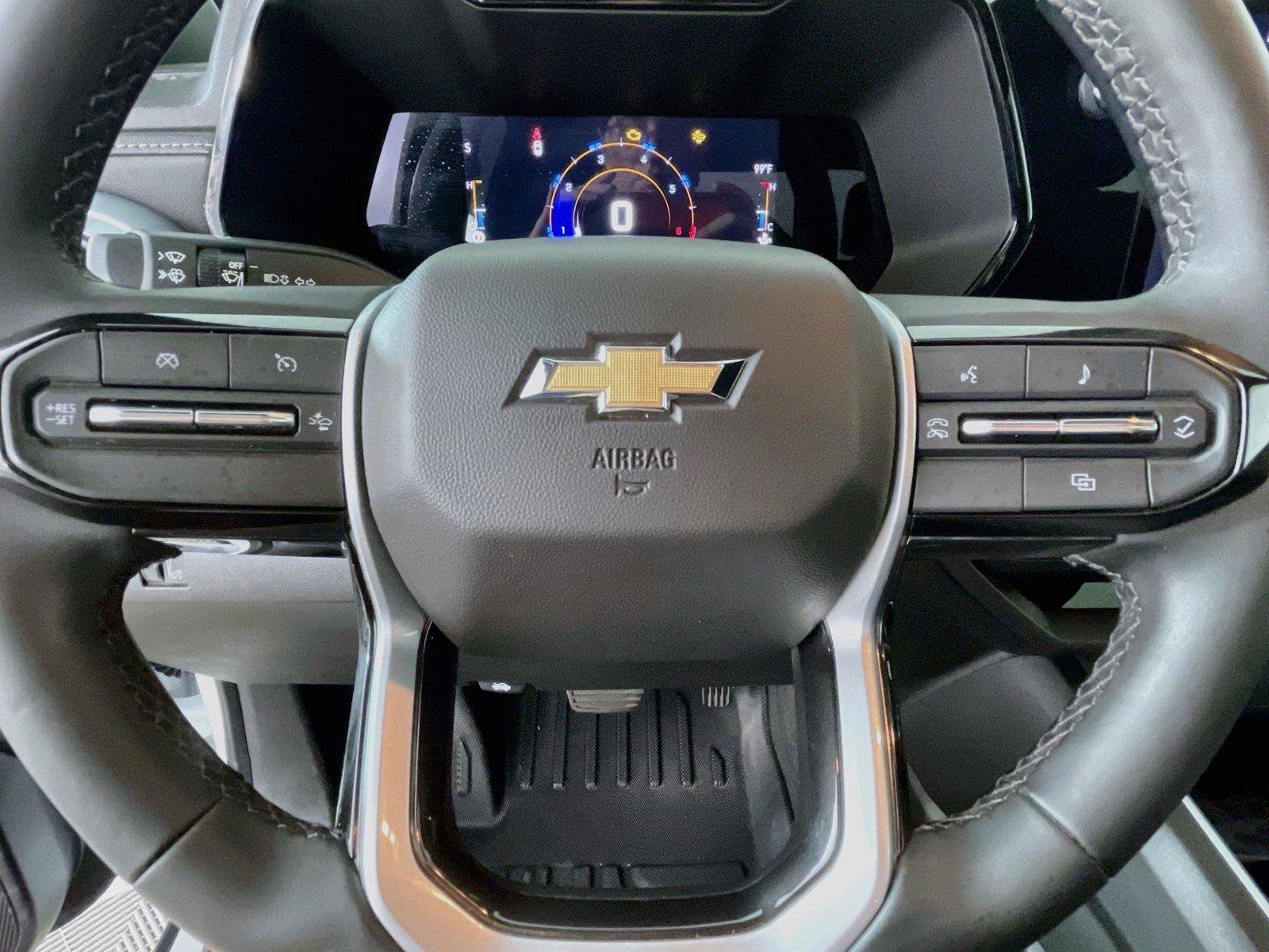 Used 2023 Chevrolet Colorado LT w/ LT Convenience Package RWD image 13