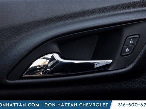 New 2026 Chevrolet Trax RS w/ Sunroof Package FWD image 11