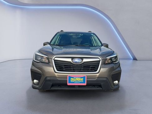 Used 2021 Subaru Forester Premium AWD/4WD image 9
