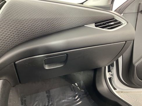 Used 2024 Chevrolet Malibu LT image 37