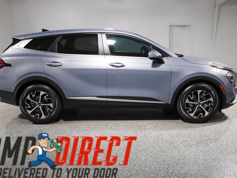 Used 2023 Kia Sportage EX FWD image 6
