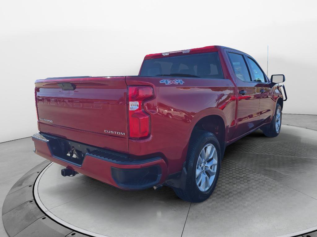 Used 2022 Chevrolet Silverado 1500 Custom w/ Safety Confidence Package AWD/4WD image 3