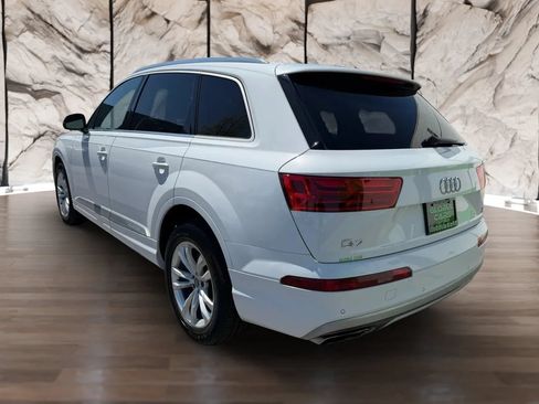 Used 2018 Audi Q7 3.0T Premium Plus w/ Premium Plus Package AWD/4WD image 7