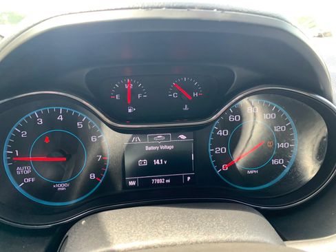 Used 2017 Chevrolet Cruze LS FWD image 22