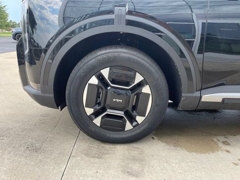New 2027 Kia Telluride EX FWD image 17