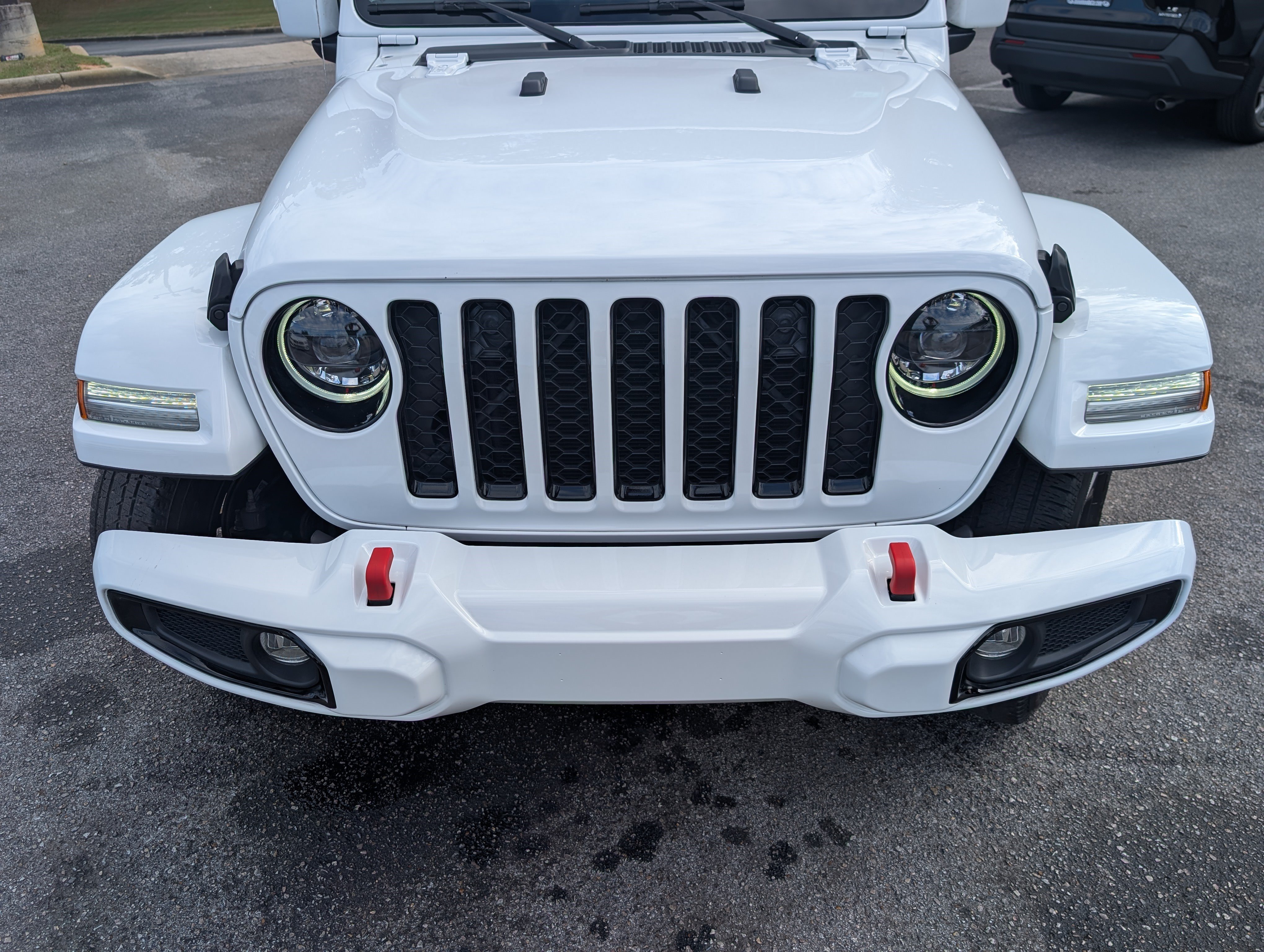 Used 2023 Jeep Gladiator Overland AWD/4WD image 12