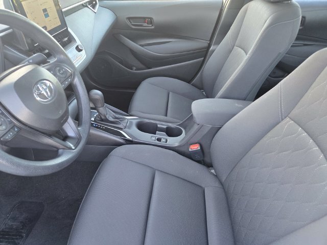 Certified 2025 Toyota Corolla LE FWD image 18