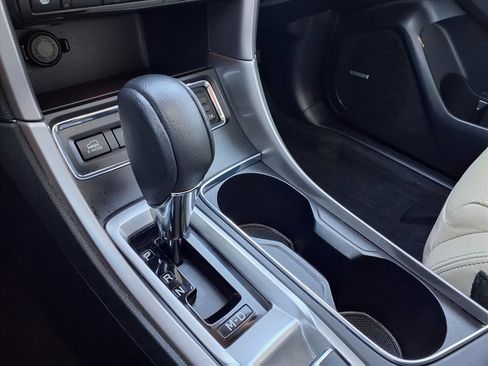 Used 2020 Subaru Ascent Limited w/ Technology Package image 29