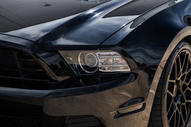 Used 2014 Ford Mustang GT Premium w/ Comfort Package RWD image 39