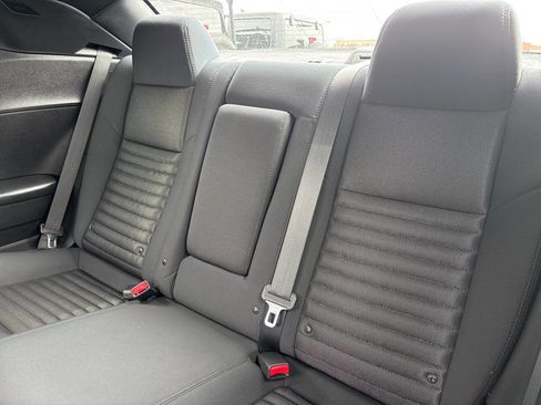 Used 2014 Dodge Challenger R/T RWD image 23