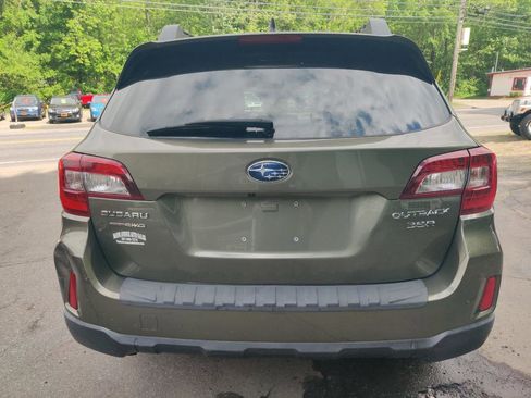 Used 2016 Subaru Outback 3.6R Limited AWD/4WD image 5