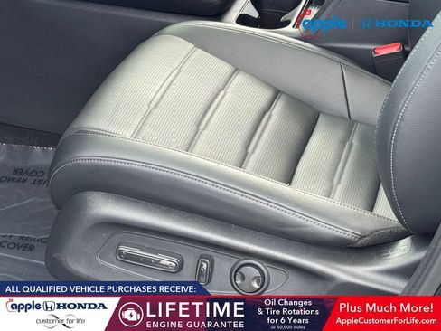 Used 2025 Honda CR-V EX-L image 8