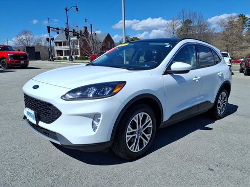 Used 2022 Ford Escape SEL image 9