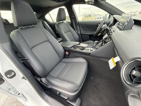 Used 2025 Lexus IS 350 F Sport image 26