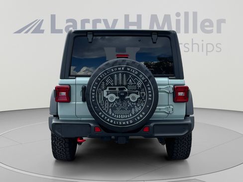 Used 2024 Jeep Wrangler Unlimited Rubicon w/ Safety Group AWD/4WD image 4