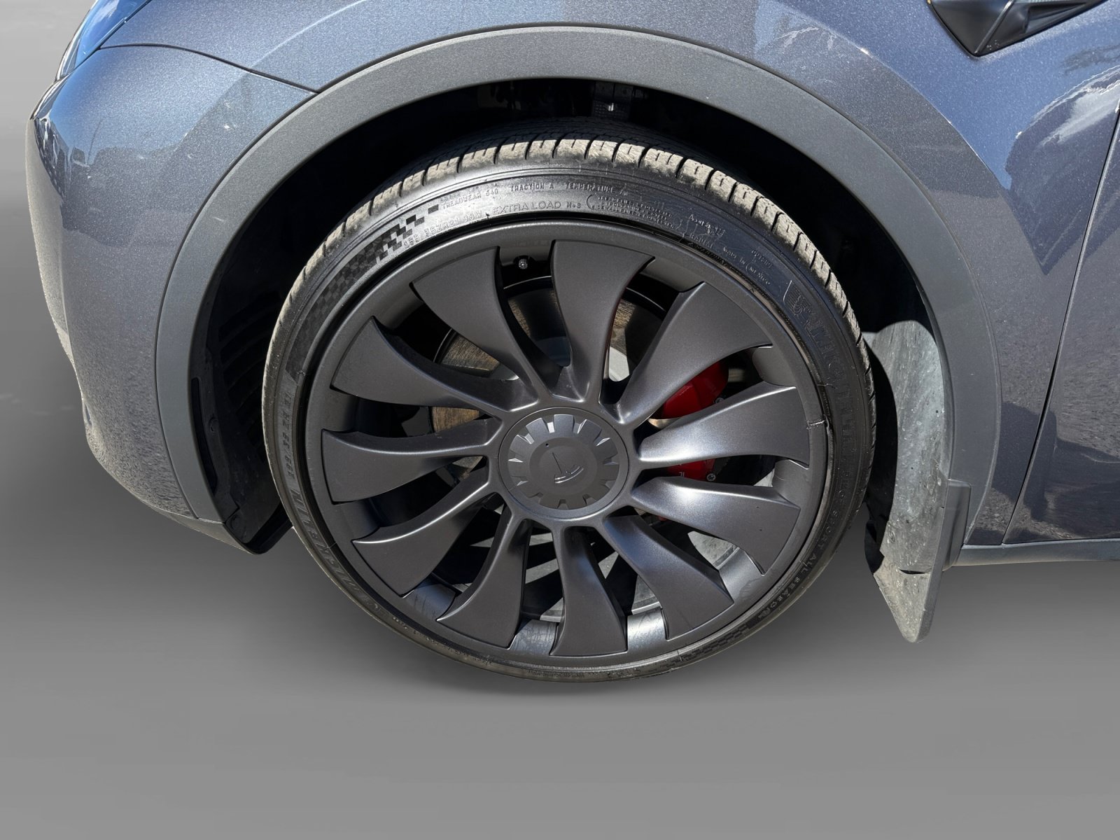 Used 2023 Tesla Model Y Performance AWD/4WD image 9