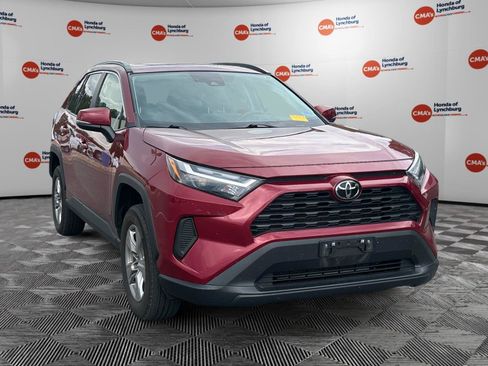 Used 2023 Toyota RAV4 XLE w/ Convenience Package AWD/4WD image 7