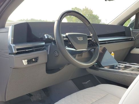 New 2026 Cadillac Escalade IQ Luxury 1 image 10
