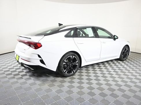 Used 2023 Kia K5 GT-Line image 6