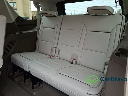 Used 2024 GMC Yukon Denali w/ Denali Reserve Package AWD/4WD image 11